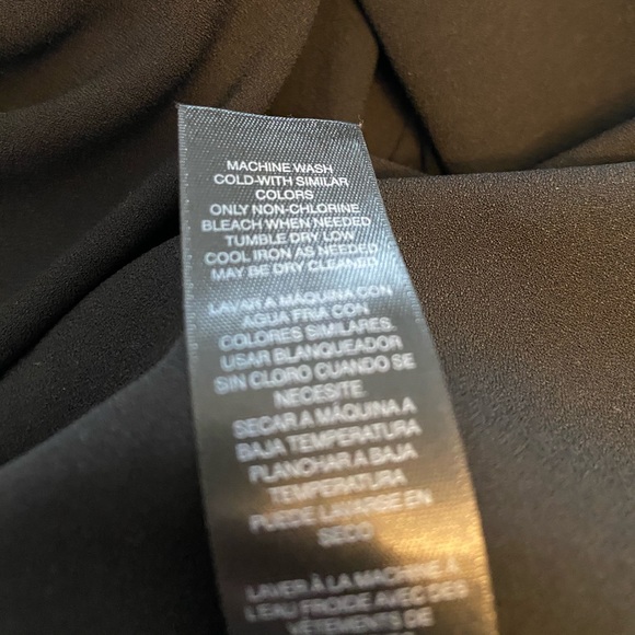 Chico’s Black Label Tie Sleeve Blouse - Sz. 2 - Picture 10 of 10